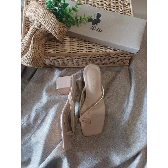 Sandals - Picture 3 of 6